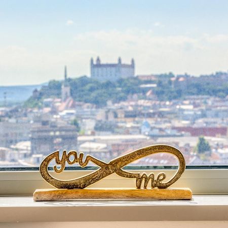 Sky Park 1 - Luxurious #Instaworthy Apartment In Downtown City Center With Included Parking, Best Address In Town Bratislava Ngoại thất bức ảnh