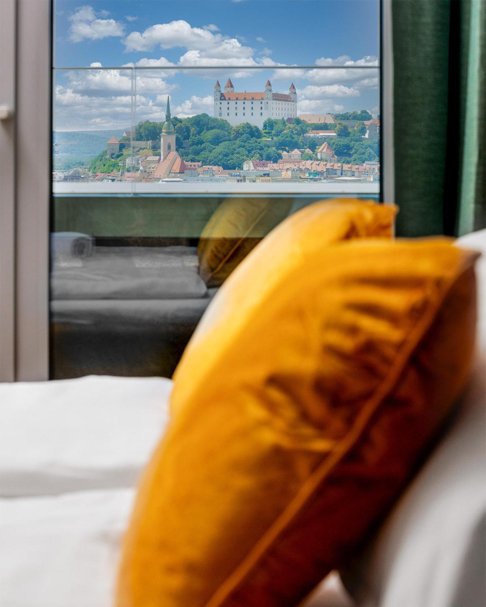 Sky Park 1 - Luxurious #Instaworthy Apartment In Downtown City Center With Included Parking, Best Address In Town Bratislava Ngoại thất bức ảnh